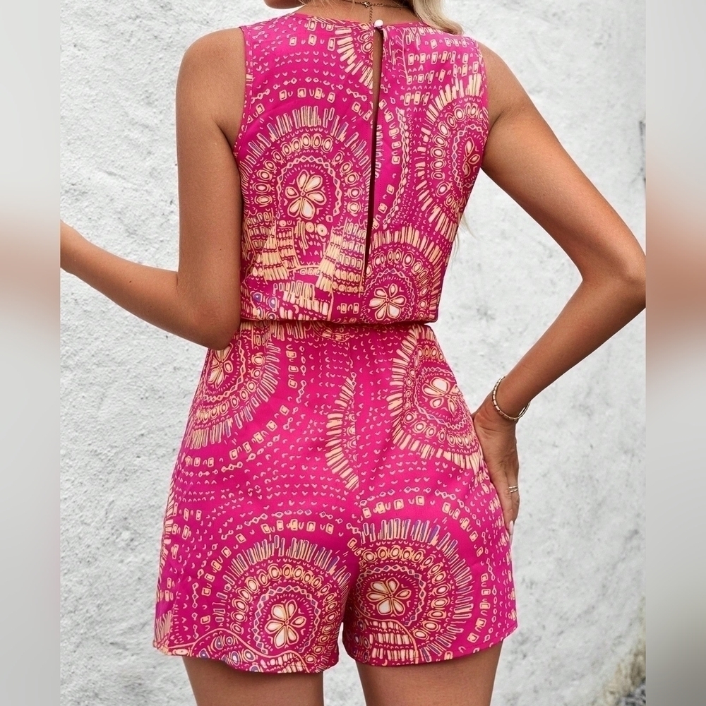Women's Random Printed Sleeveless Romper - Picture 3 of 3